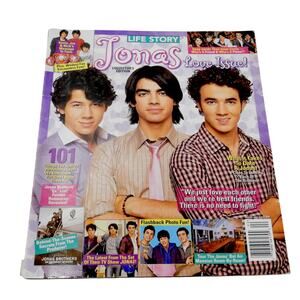 Jonas Brothers Collector's Edition: Life Story Jonas Love Issue